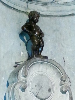 10-22-15-brussels-manneken-pis