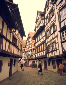 11-30-15-la-petite-france-strasbourg
