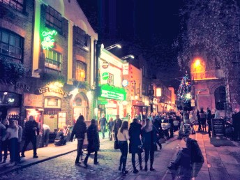 12-19-15-dublin-temple-bar