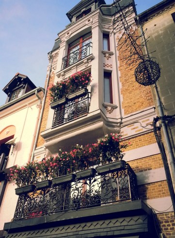 11-8-15 Lovely balcony (Dieppe)